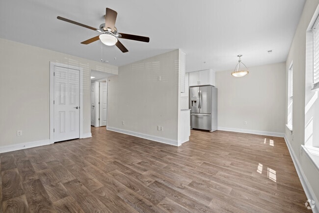 2 Bedroom Unit - Elm