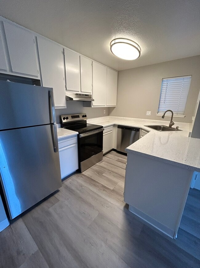 Photo - Heritage Grove Apartments