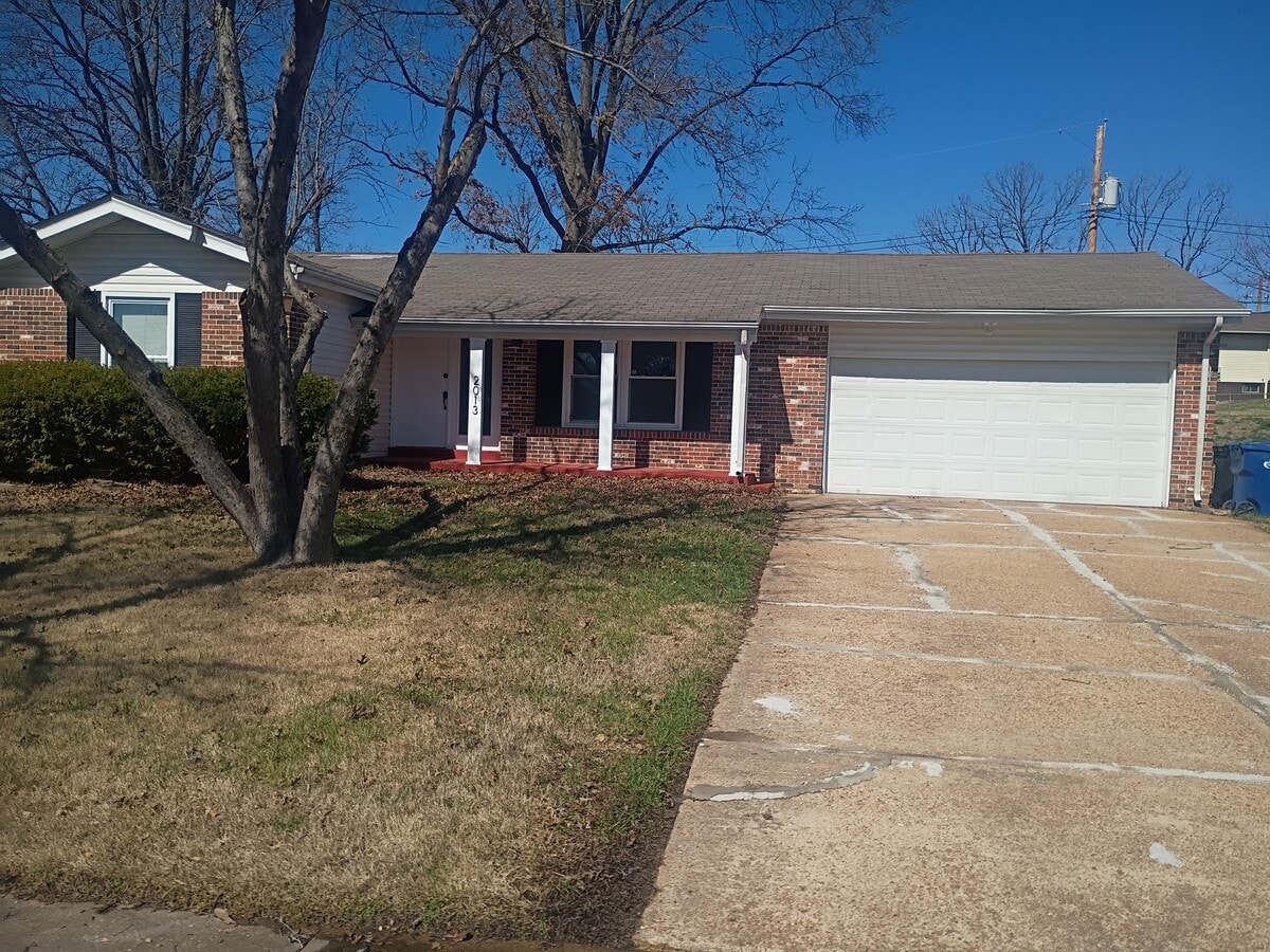 Photo - 2013 Cleopatra Dr