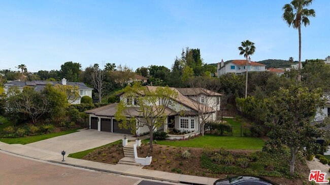 Photo - 18500 St Moritz Dr