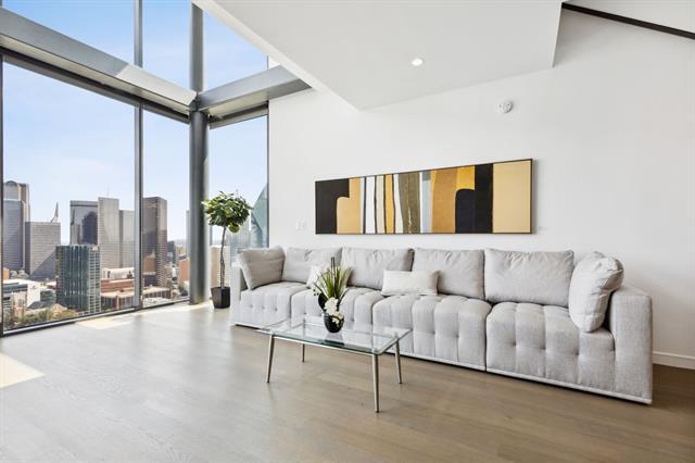 Photo - 2120 Olive St Unit 3305