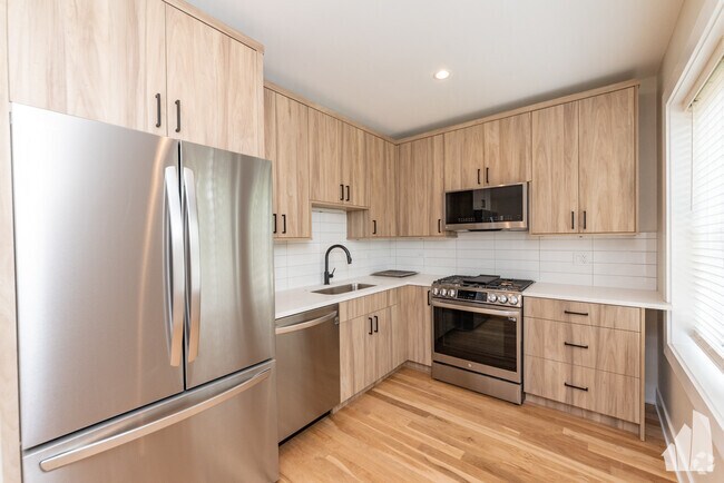 Building Photo - 4955 N Seeley Ave Unit 1 Rental