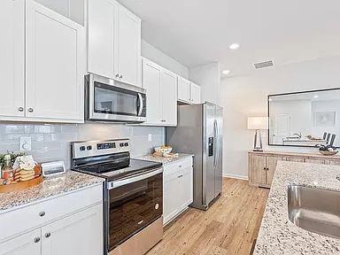 Photo - 8 Lumpkin Ln