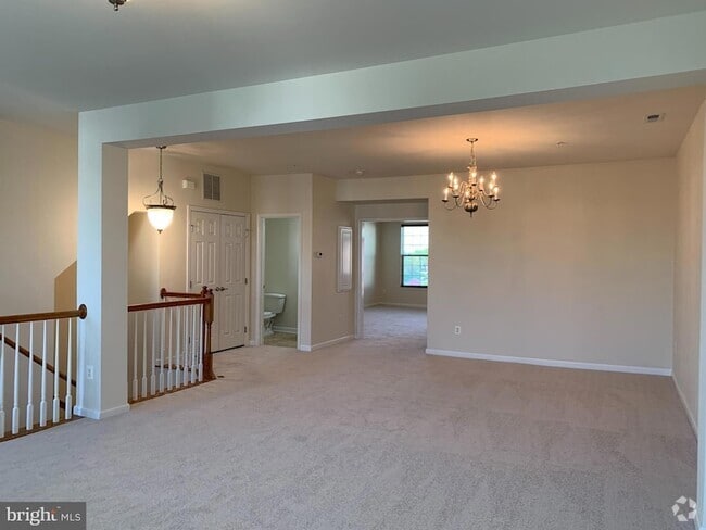 Building Photo - 21564 Romans Dr Rental
