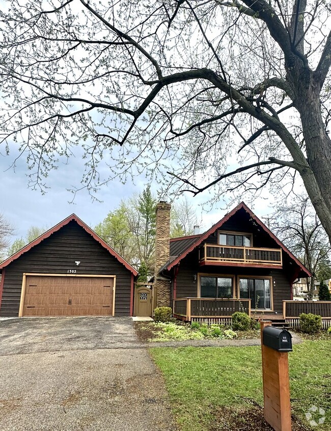 Building Photo - 1302 Clayton Marsh Dr Rental