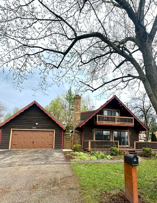 Photo - 1302 Clayton Marsh Dr House
