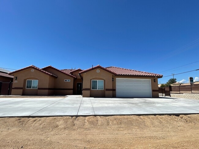 Photo - 17515 Live Oak St