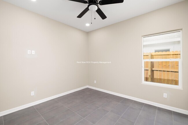 Photo - 11019 N 36th St