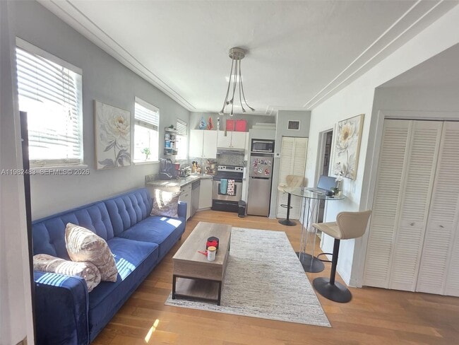 Photo - 1027 Pennsylvania Ave Unit 304