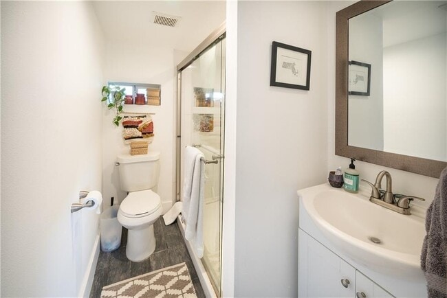 1119 Gunter St Unit B