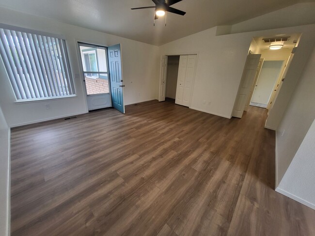 Building Photo - 3146 Heaton Way