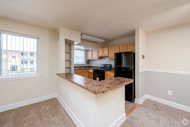 Interior Photo - Gateway Gardens Rental