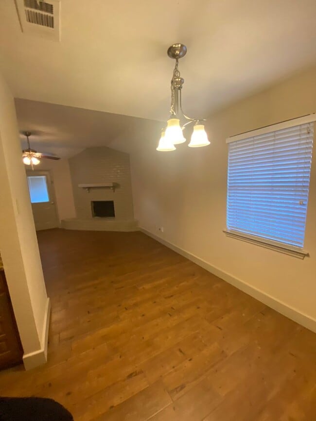 Photo - 9291 Burbank Dr