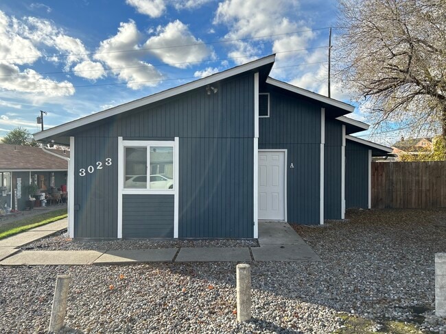 Photo - 3023 N Hogan St Unidad C