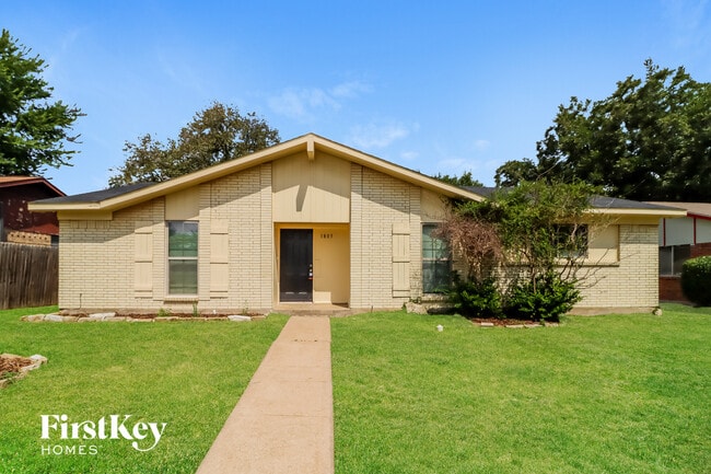 Building Photo - 1805 Japonica Ln