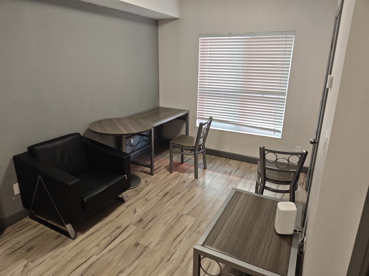 Photo - 258A-258A Sunview St