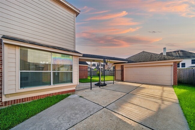 Photo - 6415 Coley Park