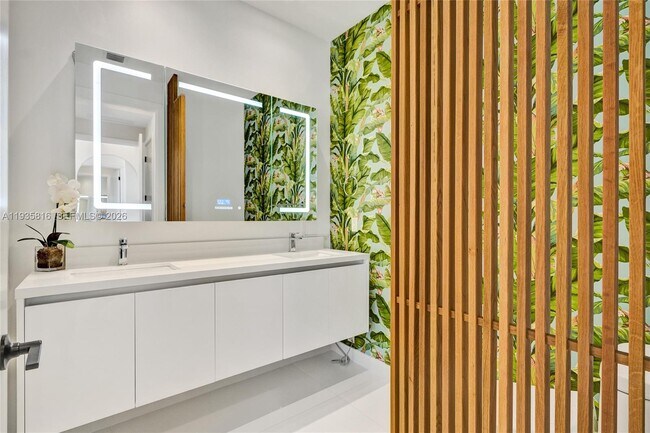 Photo - 1030 15th St Unit PH5