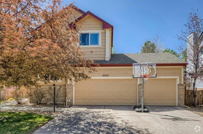 Building Photo - 16242 Hollyridge Dr Rental