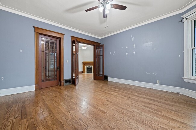 Photo - Historic 3 bedroom upper