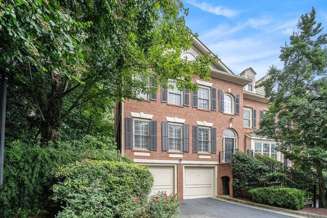 Building Photo - 1735 Peachtree St NE Unit 606 Rental