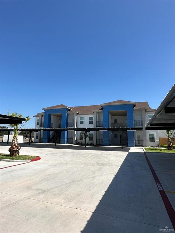 Building Photo - 302 Sylvia Handy Dr Unit C1 Rental