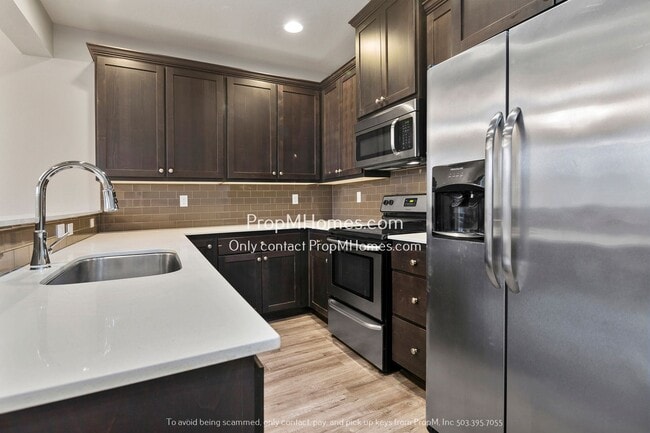 Photo - Terrific Milwaukie Three Bedroom Townhome - Close to Providence!