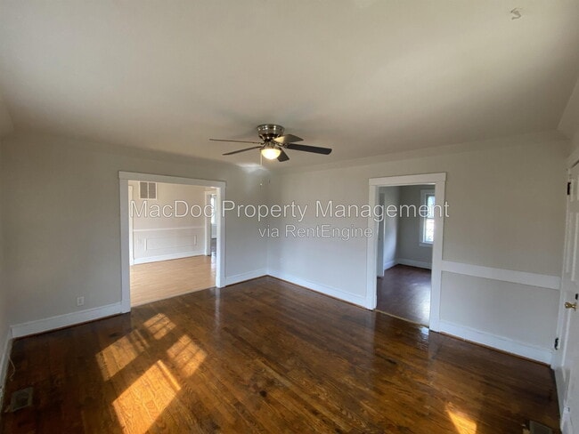 Photo - 138 Mansfield St