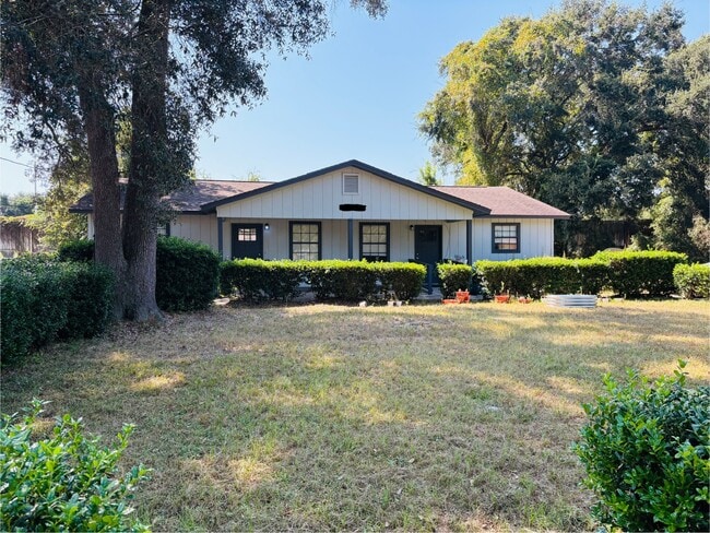 Building Photo - 3787 Nobles St