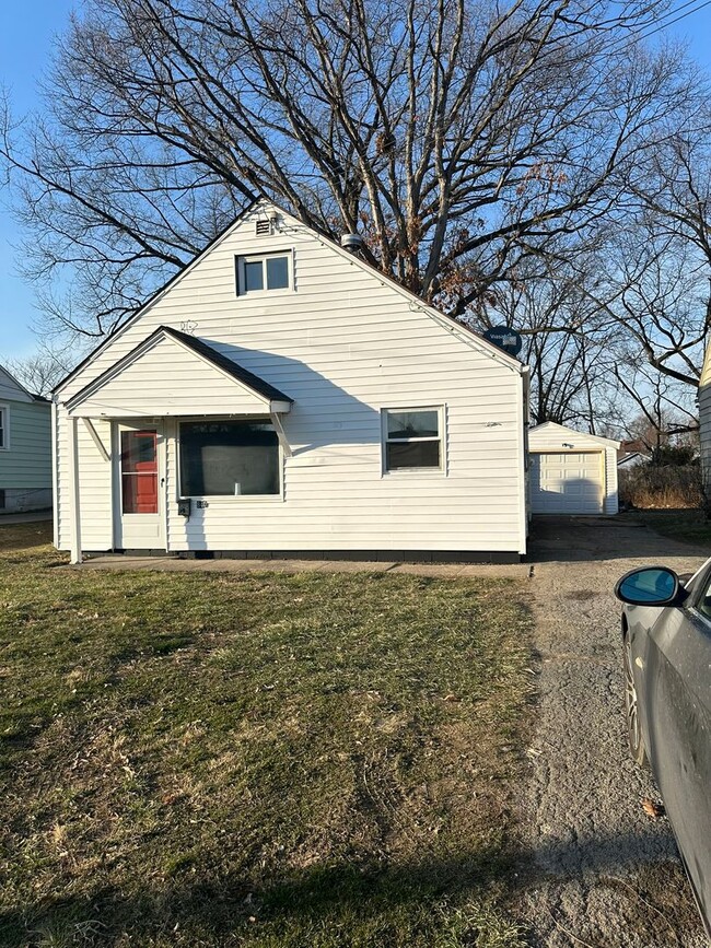 Youngstown 3 Bedroom House - Youngstown 3 Bedroom House