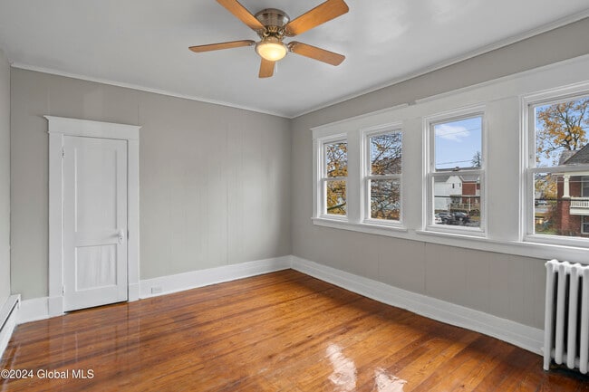 Photo - 6 Blakely Ct Unidad Fl 2