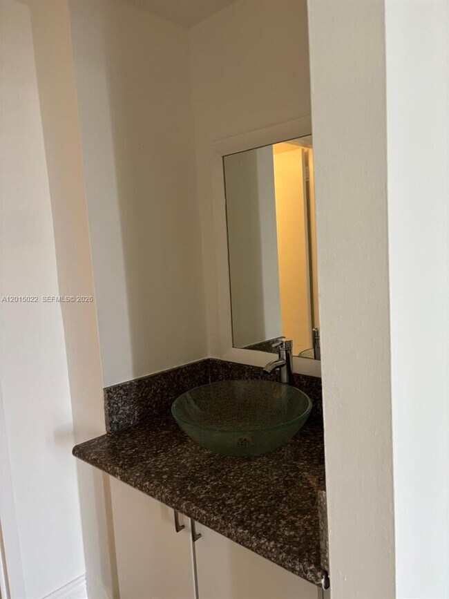 Photo - 2350 NE 135th St Unit 501