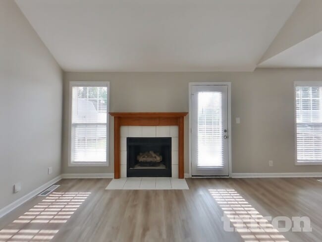 Photo - 1429 Cedar Springs Cir