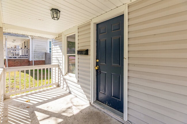 Photo - 659 Wilson St