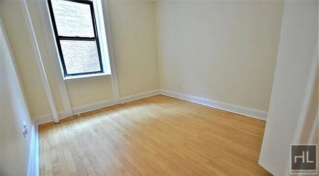 Photo - WEST 45 STREET Unit 4H