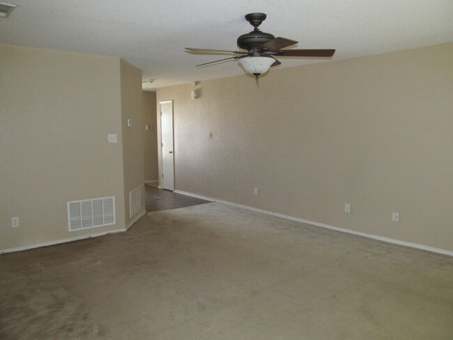 Photo - 3-Bedroom House for Rent in Killeen