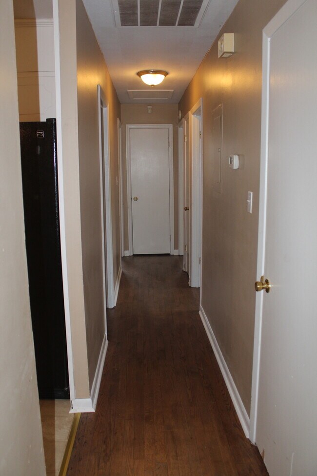 Photo - Ireland Dr. area