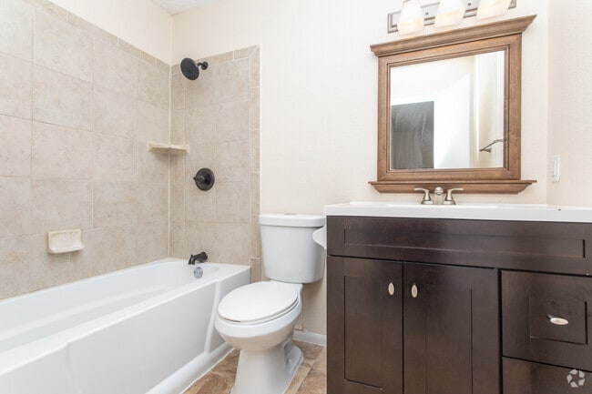 1BR, 1BA - 700SF Premium - The Arlowe