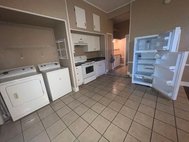 Photo - 202 Canal Ln Unit Apt B