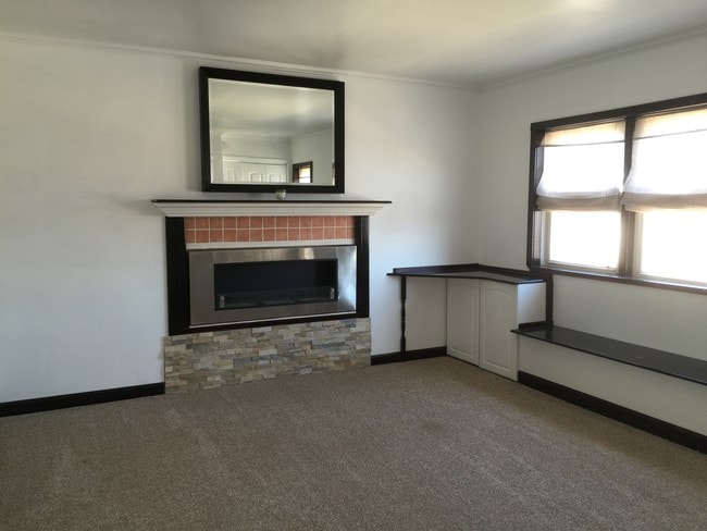 Photo - 2911 Clearview Ave