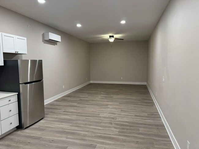 Photo - 812 Keeler St Unit Apt 3