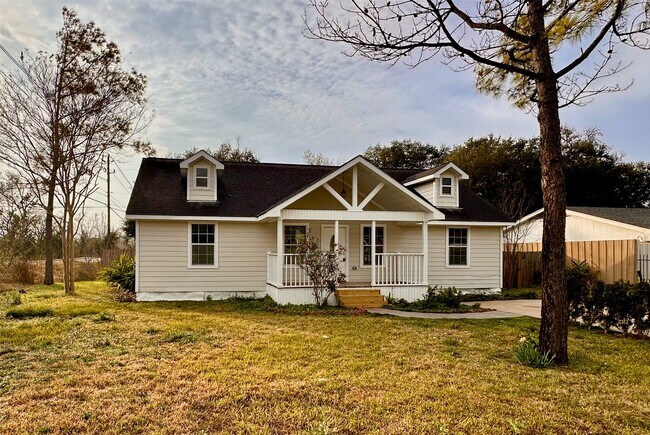 Photo - 15134 Alkay St