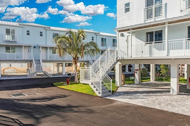 Photo - 10877 Overseas Hwy Unidad 37