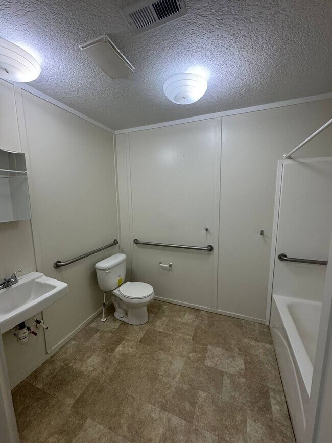 Photo - 1416 Robin St Unit 1