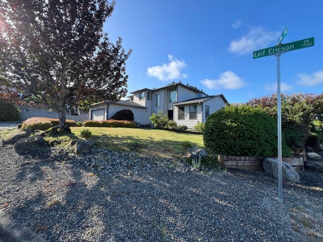 Photo - Stunning 4 Bedroom 2.5 Bath with Peek-a-Boo View of Puget Sound