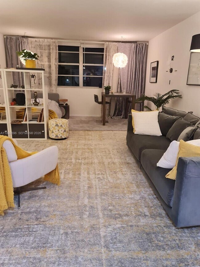 Photo - 999 Brickell Bay Dr Unit 206