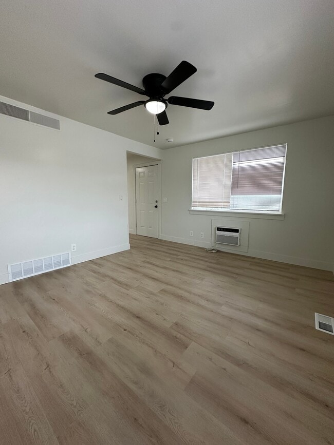 Photo - 1340 S 200 E Unit #9