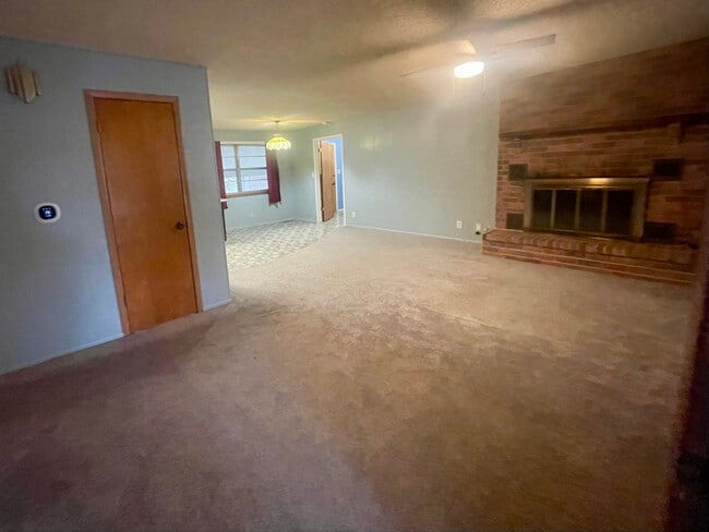 Photo - 1108 S Mill St