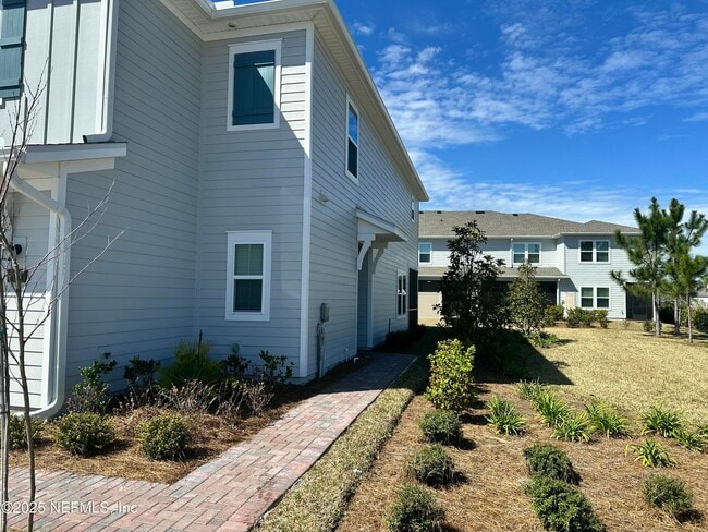 Photo - 413 Rosemont Dr