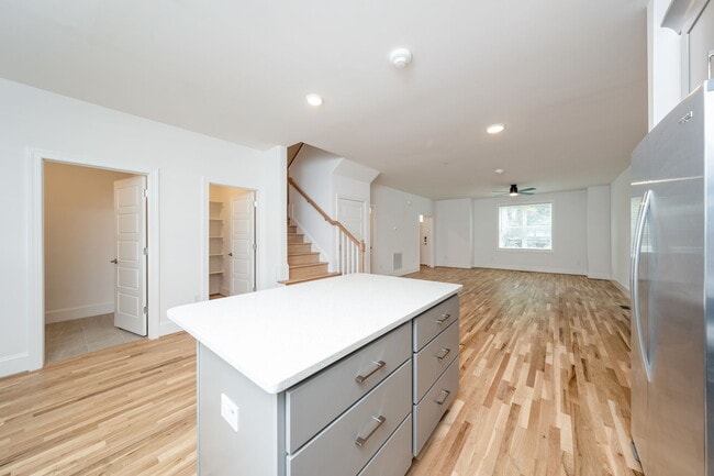 Photo - 3825 Lands End Ct